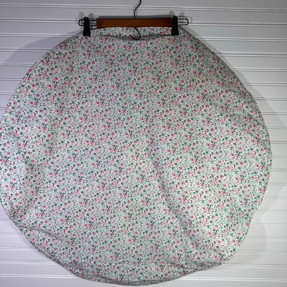 Handmade Round Christmas Patchwork Table Cloth - Picture 2 of 2